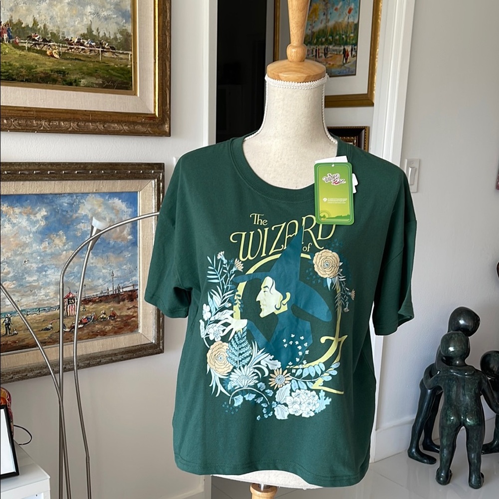 Wizard of Oz Wicked Witch of the West Green/White/Blue Floral Short Sleeve Tee